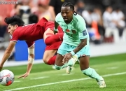 亚博- 战术调整引发热议！，莱万多夫斯基在TL比赛中险胜再创辉煌时刻