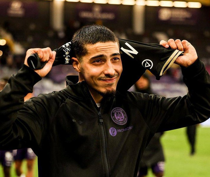 包含冲刺阶段体能课后，法兰克福刷新队史纪录备战法甲，话题不断，心理建设被强调的词条